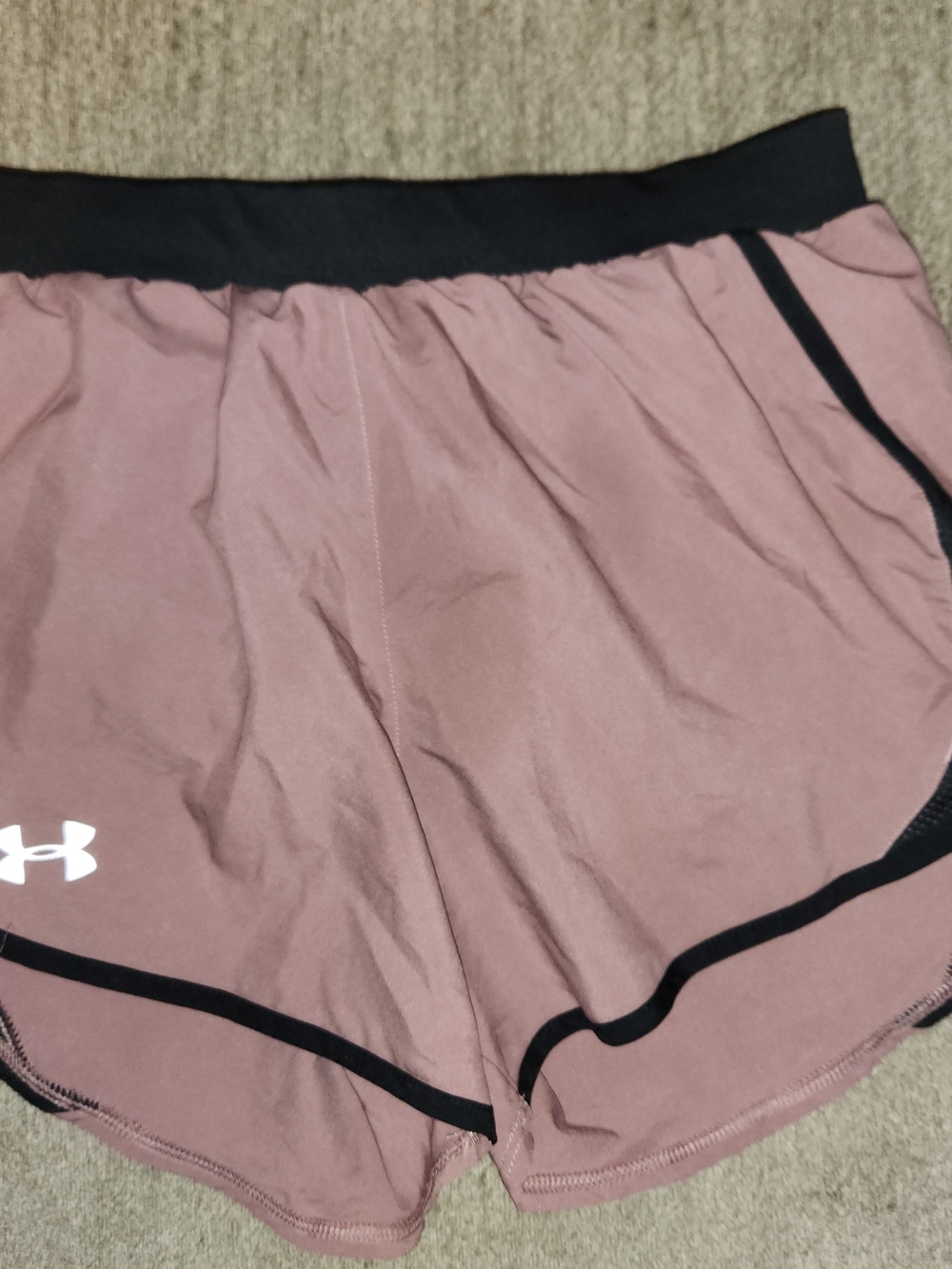 Under Armour Play Up Shorts Women – Heatgear Small